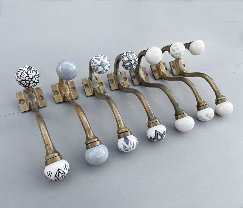 Patère individuelle style vintage - blanc avec craquelures