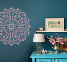 Lade das Bild in den Galerie-Viewer, SOFIA - 110 cm XXL Mandala Wandschablone - Große Yoga Mandala Schablone für Wand, Möbel oder Textil
