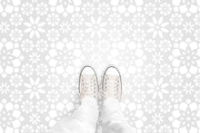 Load image into Gallery viewer, FIELD - Boden Schablone - Moderne Blumenschablone für die Wand - Fliesen Schablone
