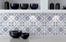 Lade das Bild in den Galerie-Viewer, SCANDI - Vintage Schablone für Wand, Möbel, Textil - Fliesen Schablone
