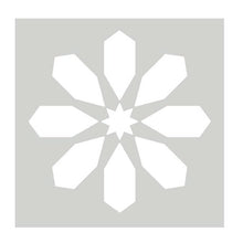 Lade das Bild in den Galerie-Viewer, LENA - Betonplatten Schablone - Moderne Blumenschablone für Terrassen-Platten - Fliesen Schablone
