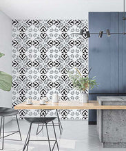 Lade das Bild in den Galerie-Viewer, SEVILLA - Terrassenplatten Schablone - Moderne Blumenschablone für die Wand - Fliesen Schablone
